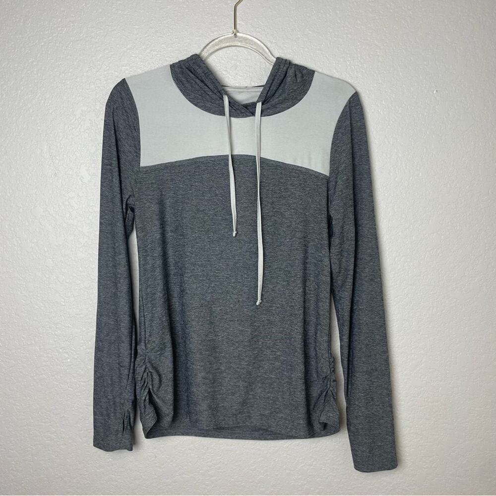 MARIKA TEK Gray and Light Gray Long Sleeve Tek Hoodie Size S